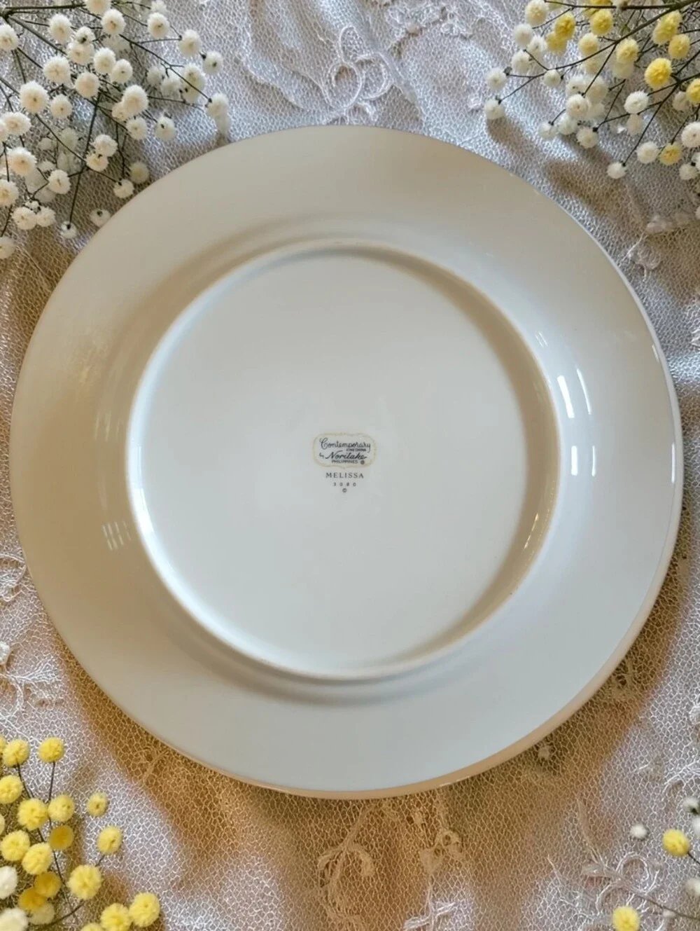 Vtg 1979 - 1992 Dinner Plate Noritake Melissa 3080 White Yellow Flowers Platinum